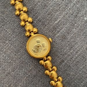 Disney RARE Mickey Mouse Lorus Watch Bracelet Gold Vintage 80’s